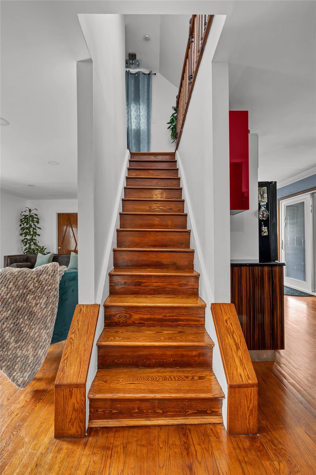 238 35th Street, Lindenhurst, New York image 7