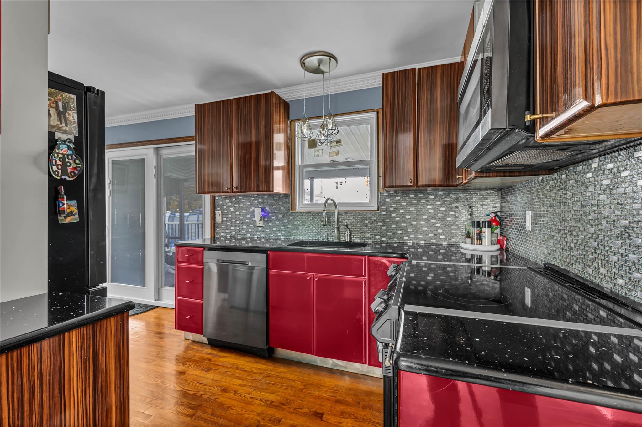 238 35th Street, Lindenhurst, New York image 10
