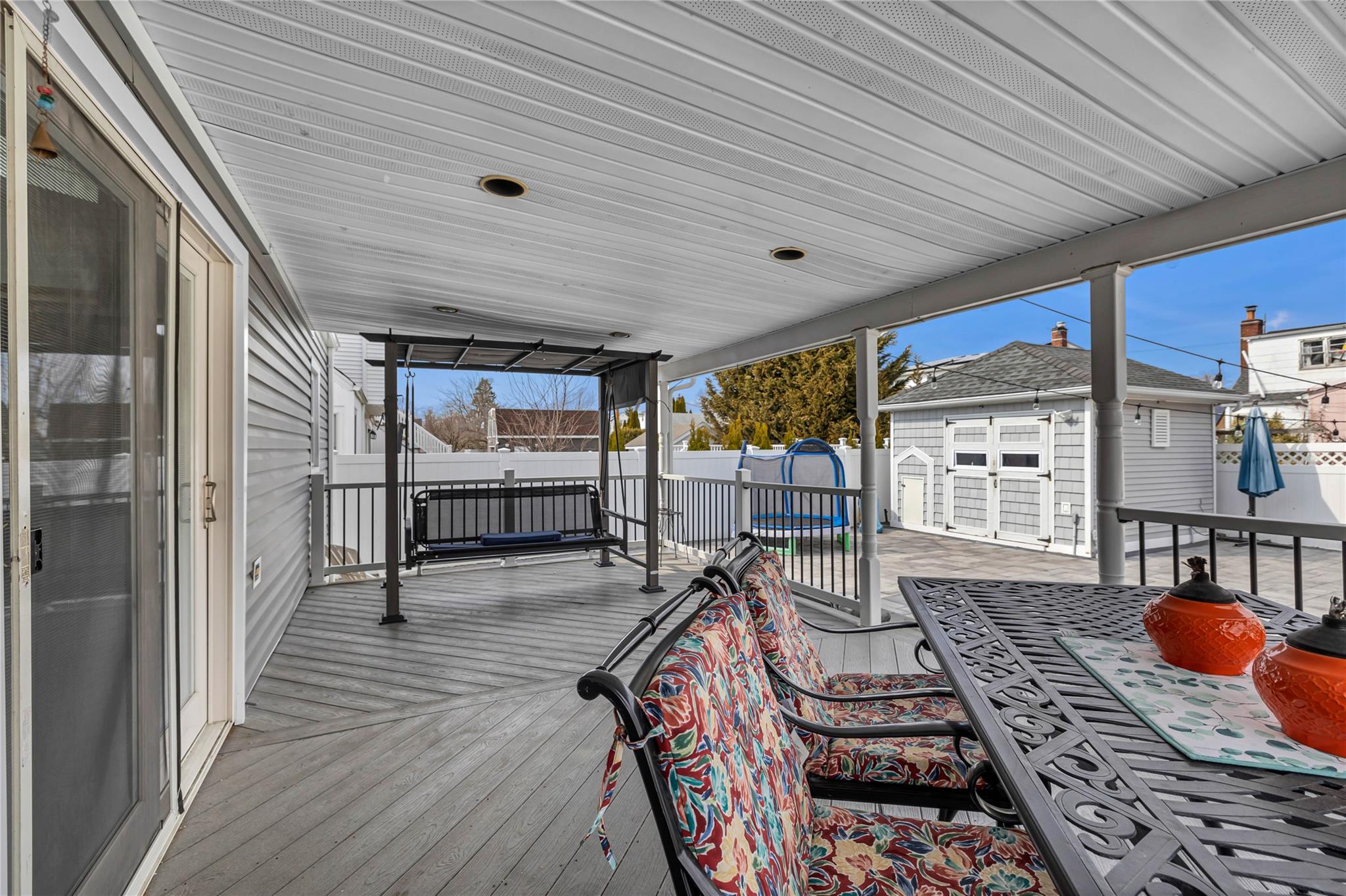238 35th Street, Lindenhurst, New York image 29