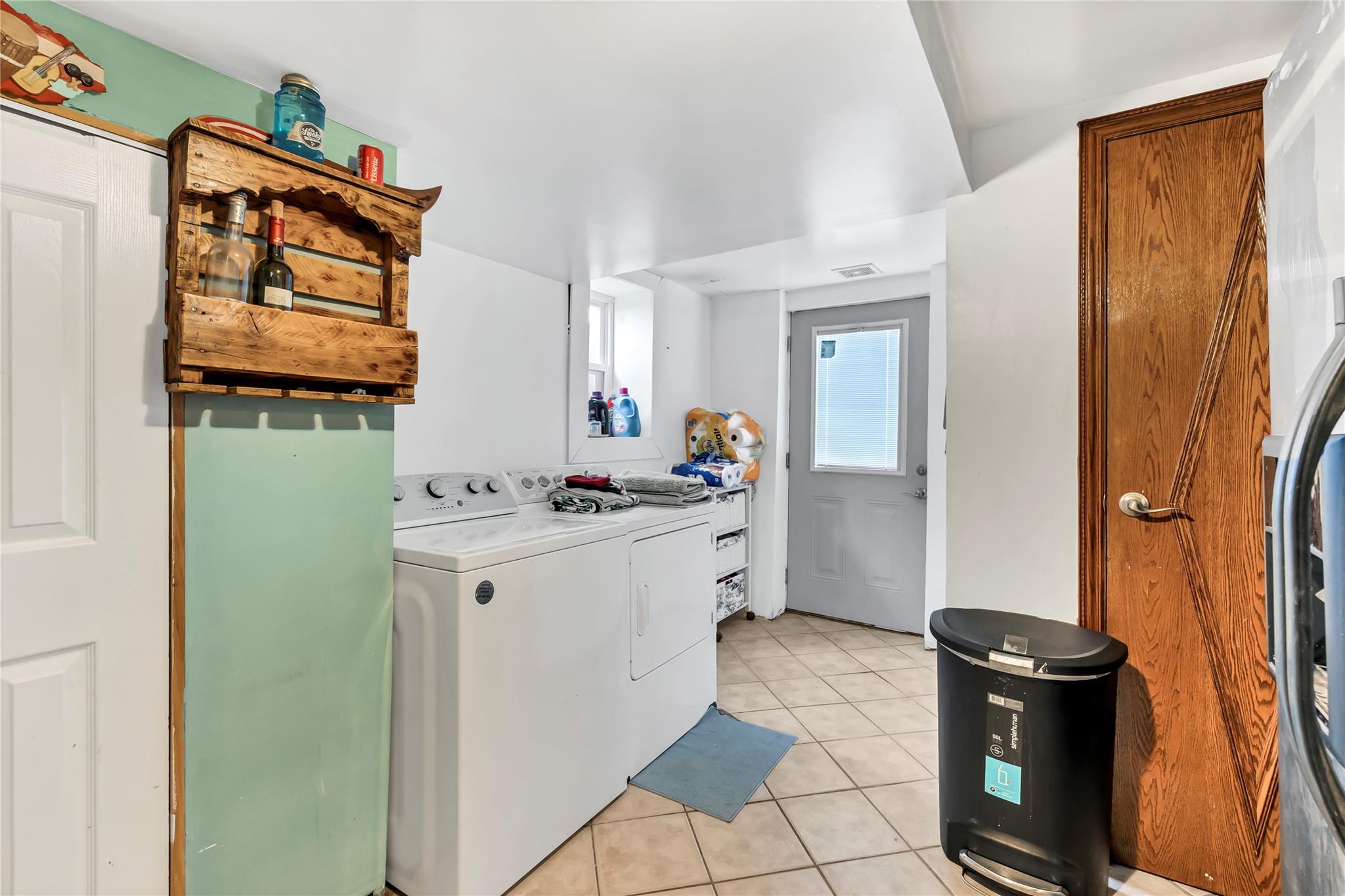 238 35th Street, Lindenhurst, New York image 23