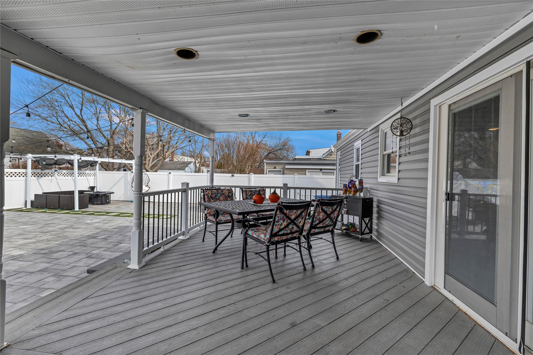 238 35th Street, Lindenhurst, New York image 28