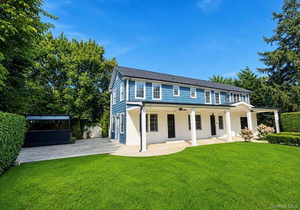Photo of 278 Fire Island Avenue, Babylon, NY 11702 (MLS # 1036104)