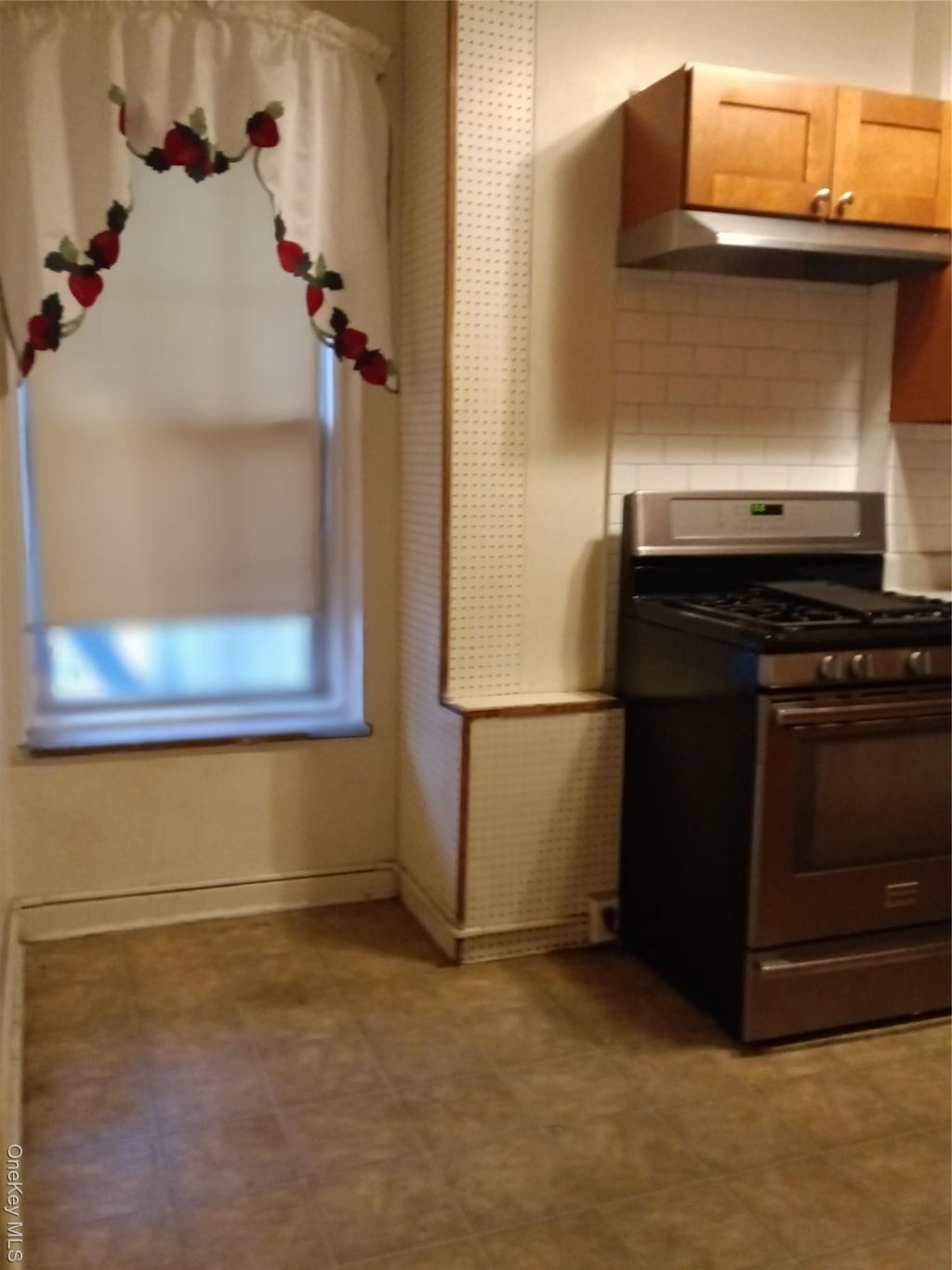 Photo of 30-51 Hobart Street #4-G, Woodside, NY 11377 (MLS # 960510)