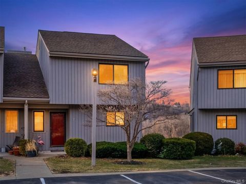 Condo For Sale - 10 Rondout Harbor<br/> Ulster County, Port Ewen, NY 12466