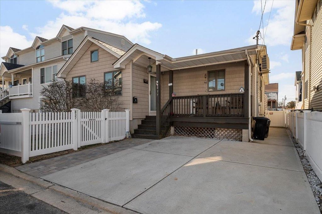 listing image 0