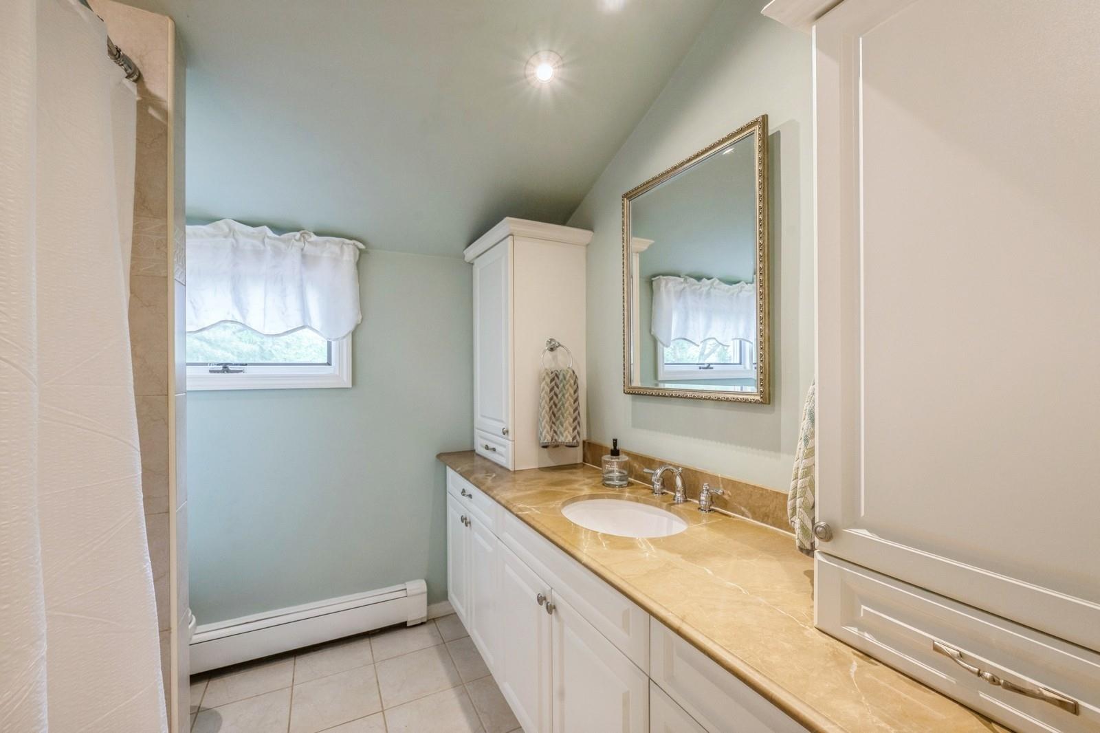 2 Caryl Place, Kings Park, New York image 18