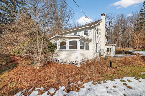 125 Mountain Rest Road New Paltz NY 12561