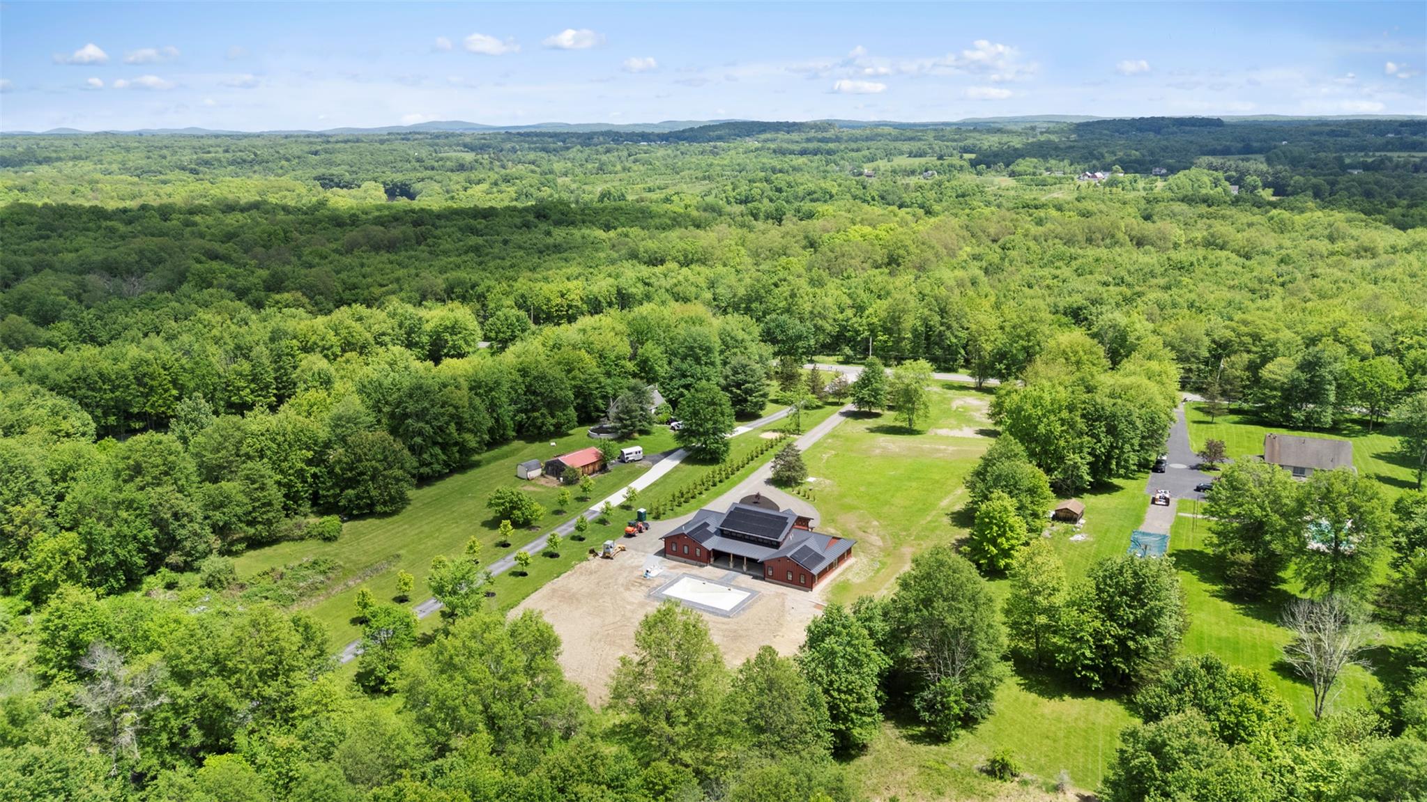 1248 Albany Post Road