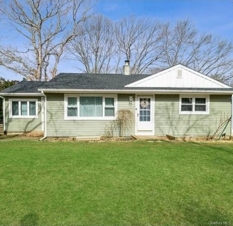 1 DOGWOOD Sag Harbor NY 11963