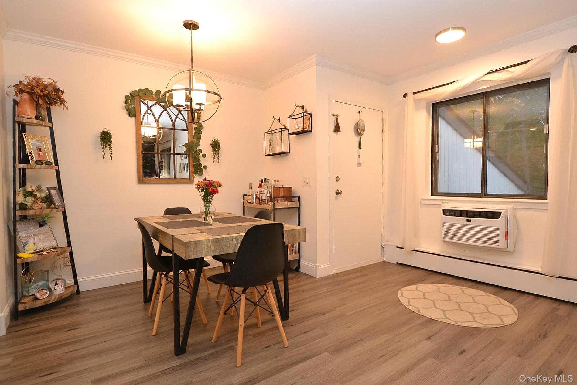 103 Richmond Boulevard 3A