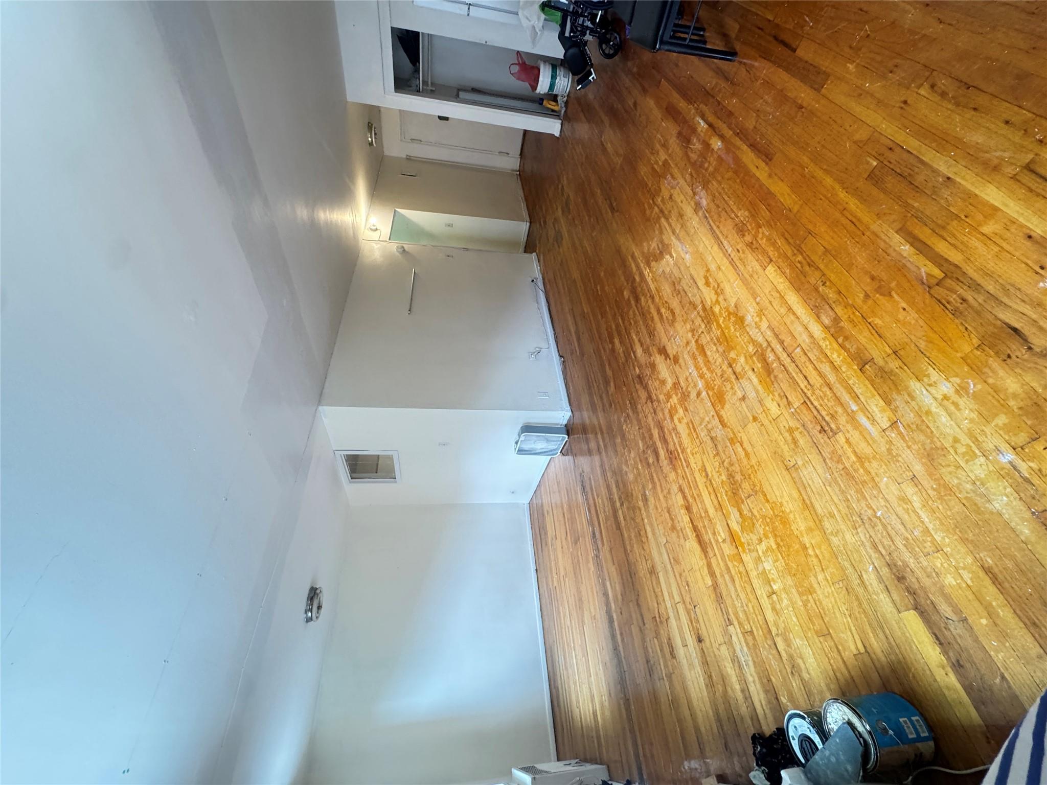 3825 Parsons Boulevard 4P