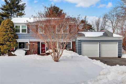 286 Hallock Road Stony Brook NY 11790