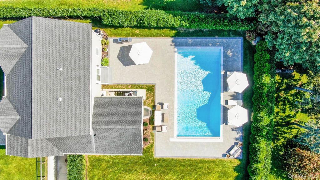 Photo of 2375 Sound Drive, Greenport, NY 11944 (MLS # 975661)