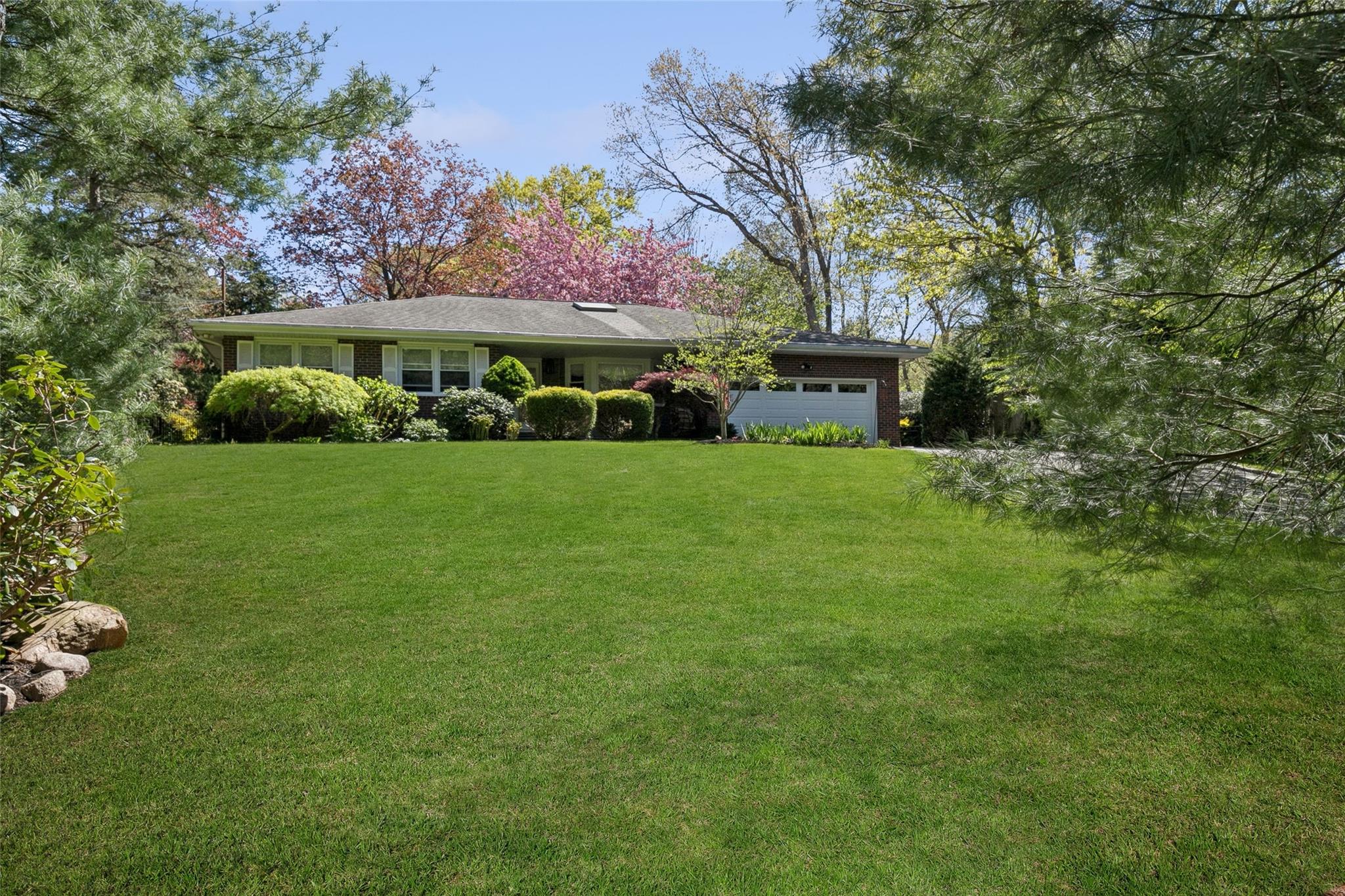 70 Woodchuck Hollow Road, Cold Spring Harbor, New York image 5