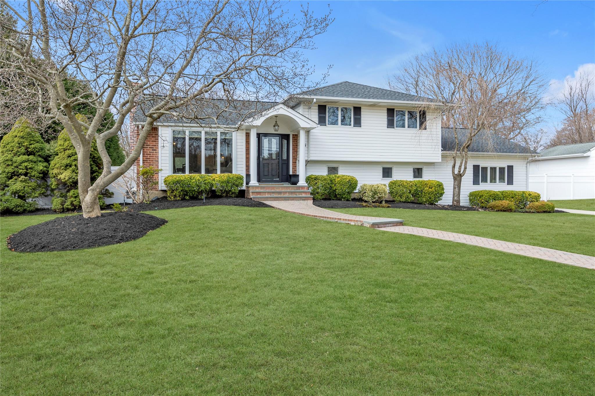 5 Pumpkin Street, East Northport, New York image 25