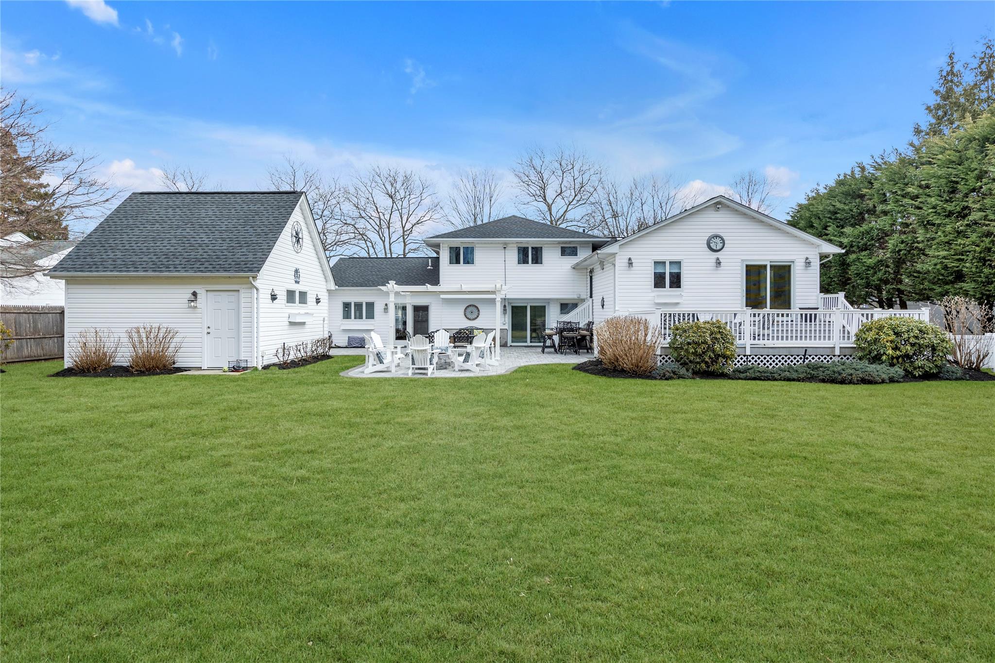 5 Pumpkin Street, East Northport, New York image 23