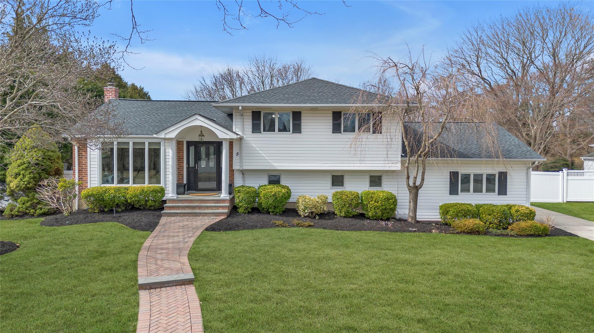 5 Pumpkin Street, East Northport, New York image 26