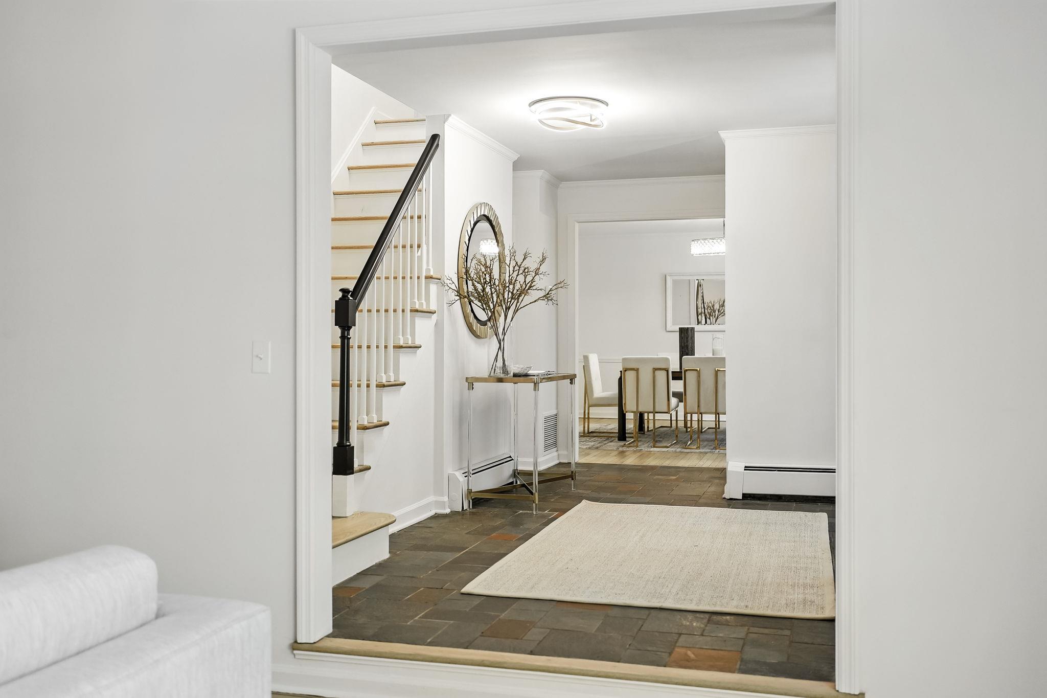 122 Valley View Road, Chappaqua, New York image 4