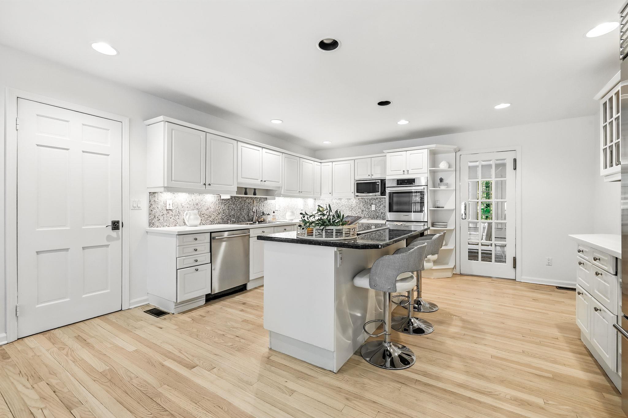 122 Valley View Road, Chappaqua, New York image 15