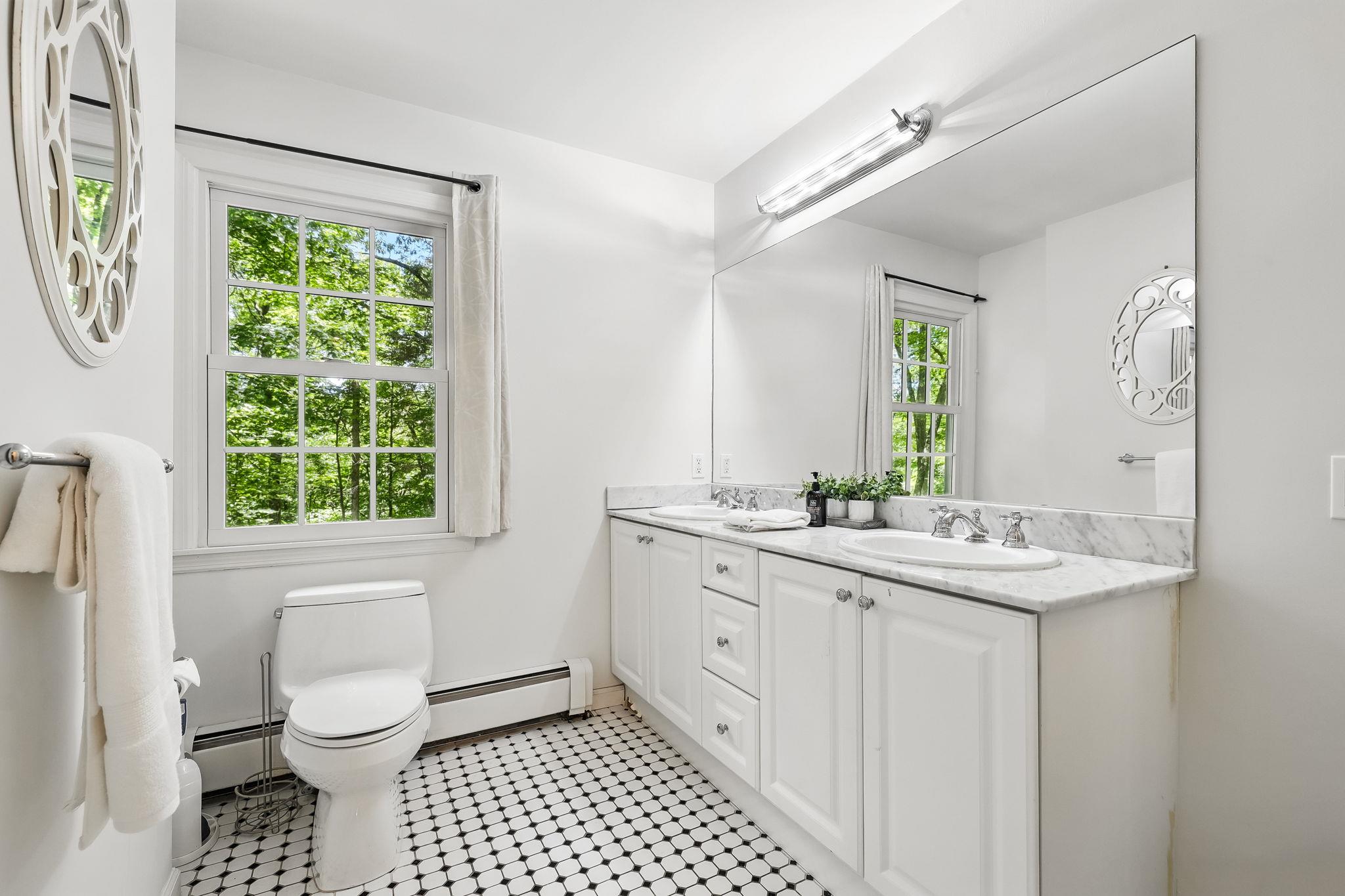 122 Valley View Road, Chappaqua, New York image 25