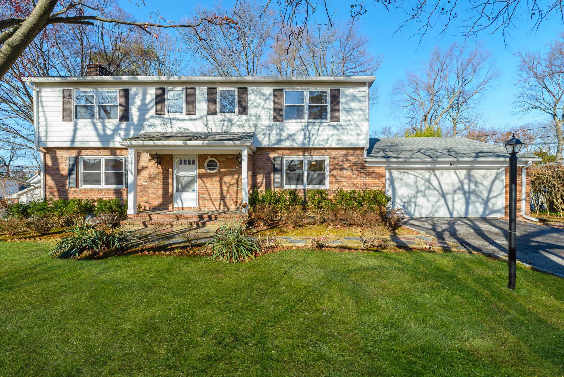 62 Saint Andrews Lane, Glen Cove, New York image 1