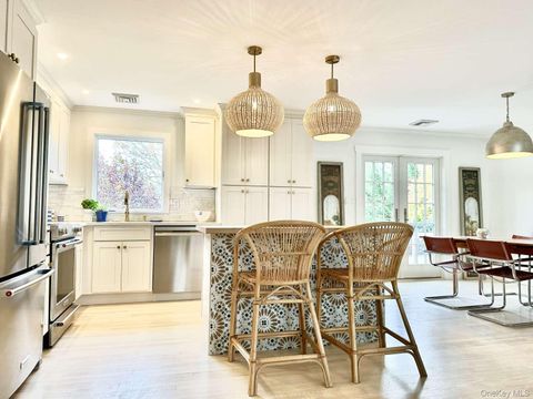 Photo of 4660 Deep Hole Drive, Mattituck, NY 11952 (MLS # 935403)