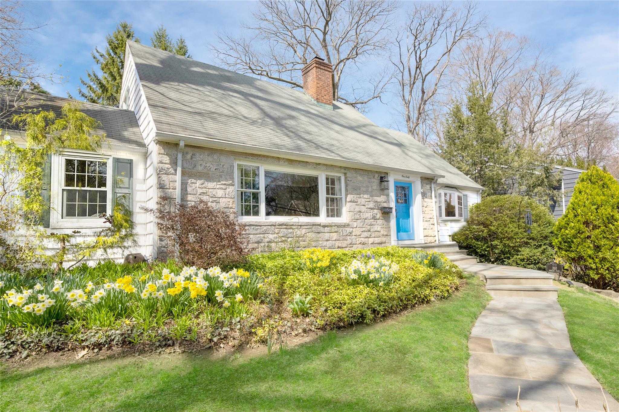 160 Douglas Place, Mount Vernon, New York image 2