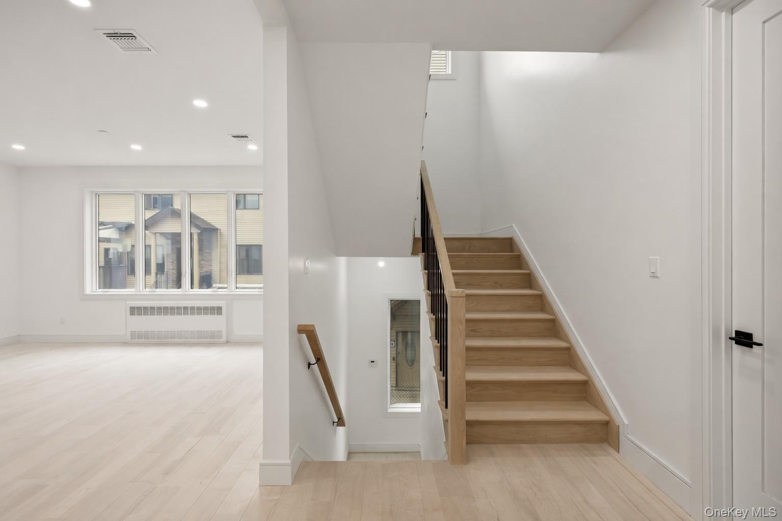 13 Warren Court 213