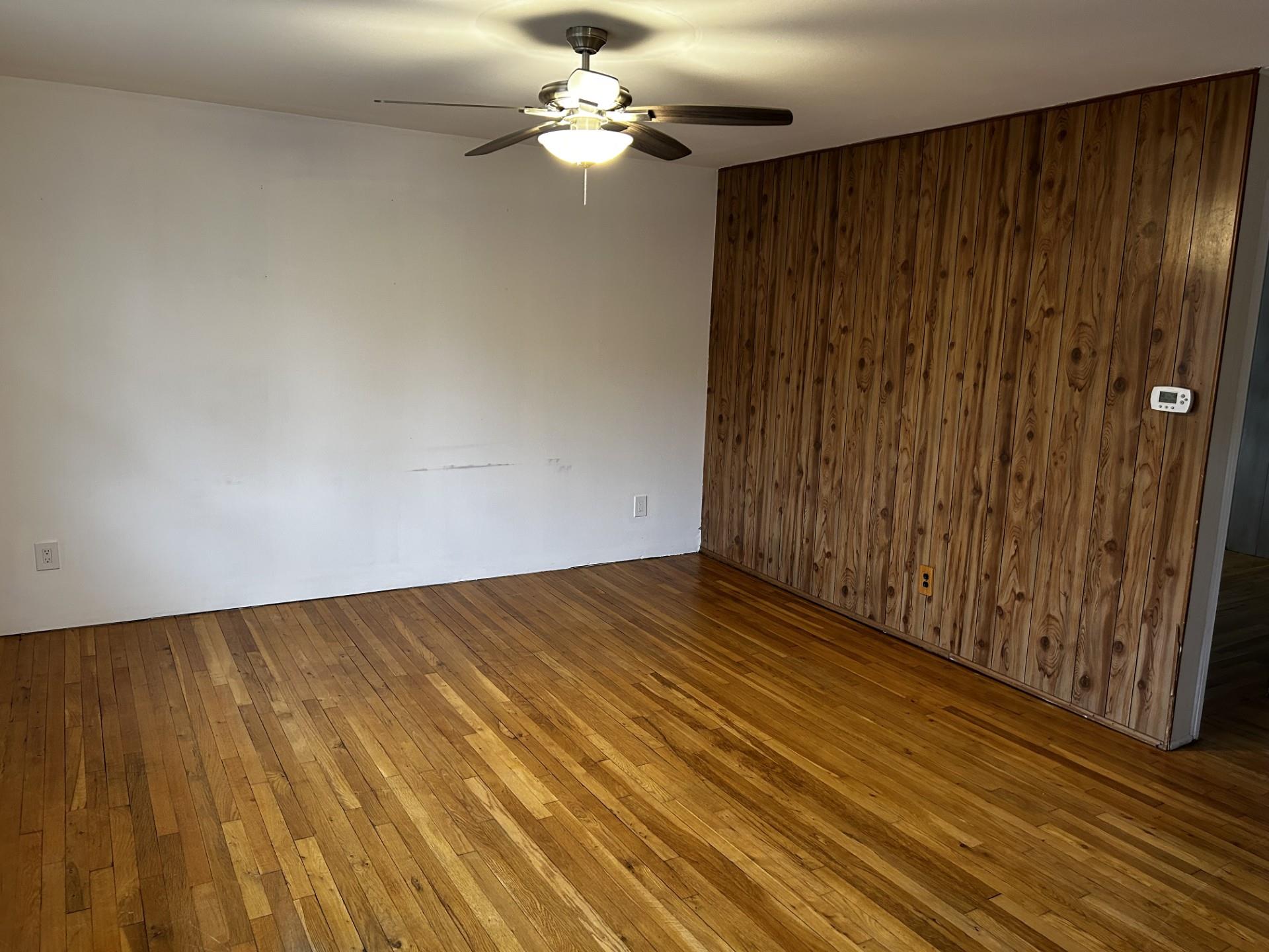 889 Lafayette Avenue, Bohemia, New York image 2