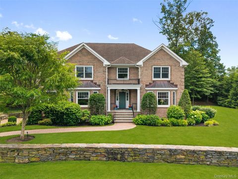 Homes For Sale - 1 Cambridge Court<br/> New Rochelle, NY 10804