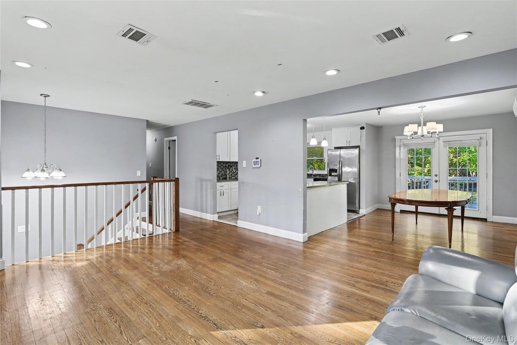 Photo of 4 Earl Court, Monsey, NY 10952 (MLS # 1063985)