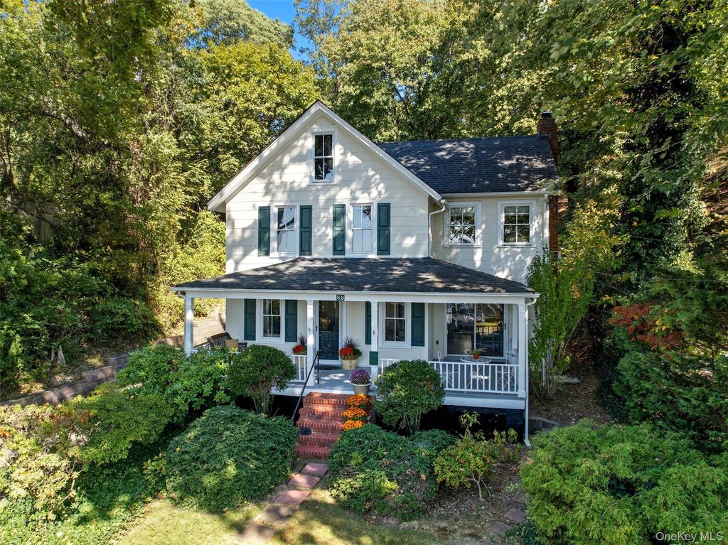 Photo of 68 East Shore Road, Huntington, NY 11743 (MLS # 922724)