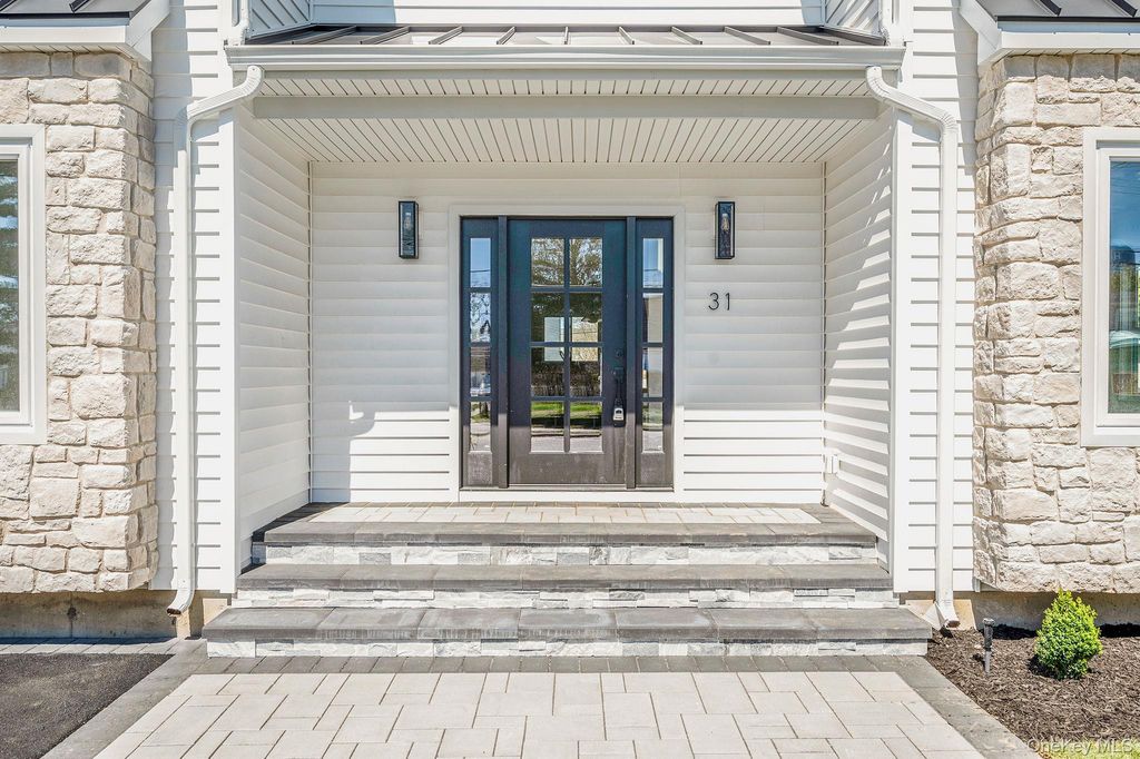 Photo of 31 Libby Avenue, Hicksville, NY 11801 (MLS # 983315)