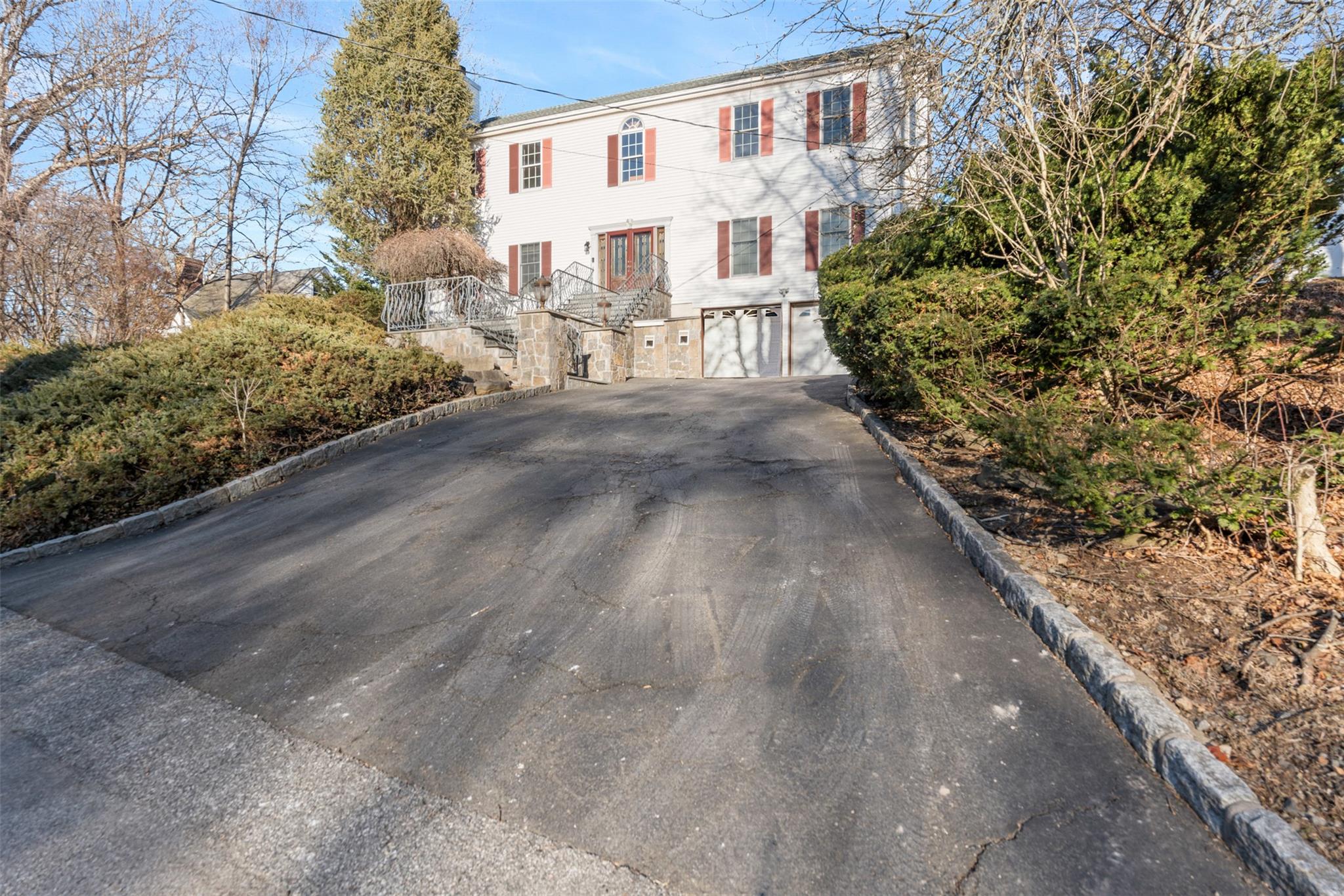 49 Chaucer Street, Hartsdale, New York image 33