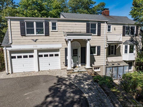 Homes For Sale - 105 Laurel Lane<br/> Port Jefferson, NY 11777