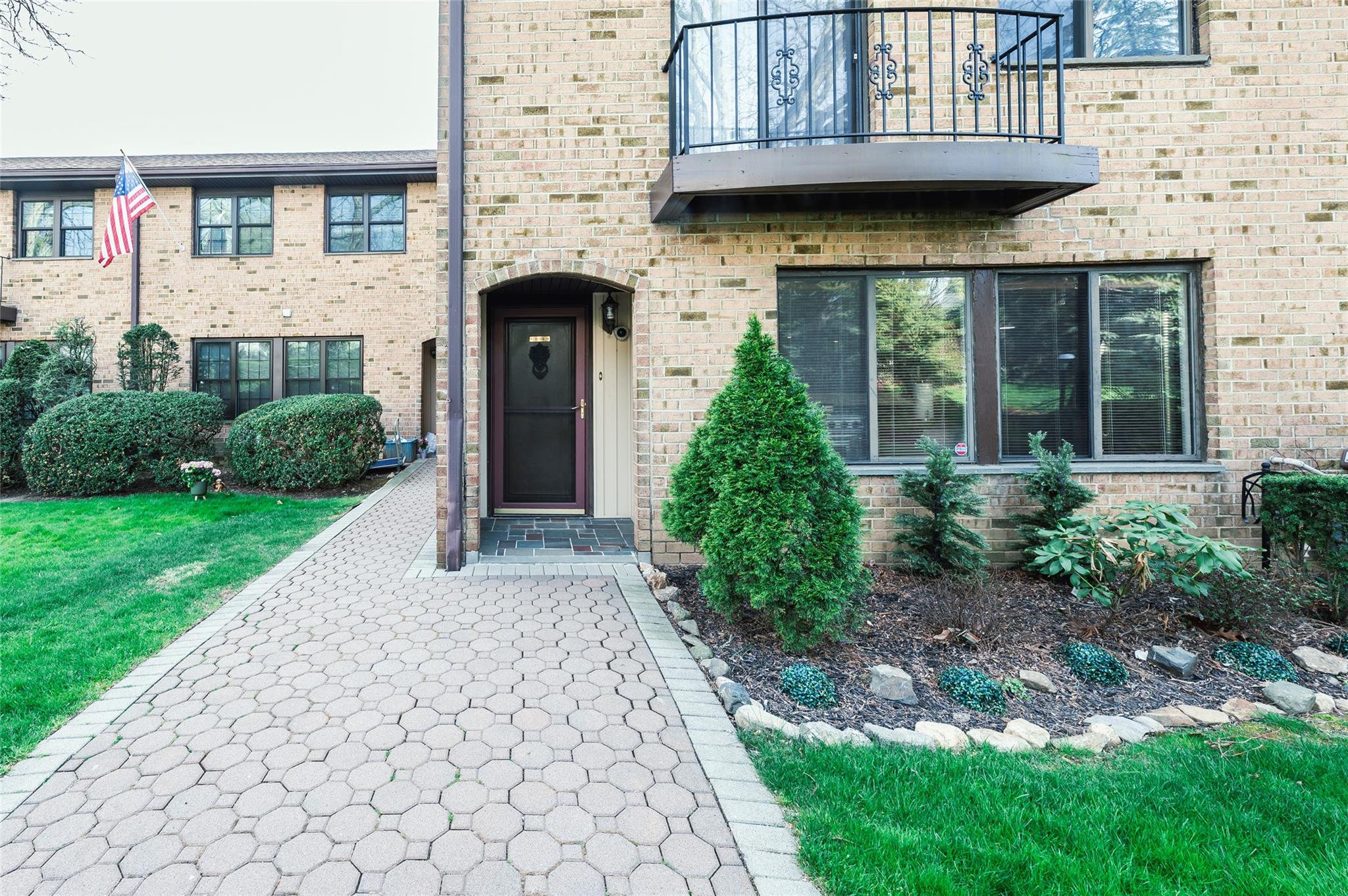 11 Jackson Avenue Avenue #69, Scarsdale, New York image 2