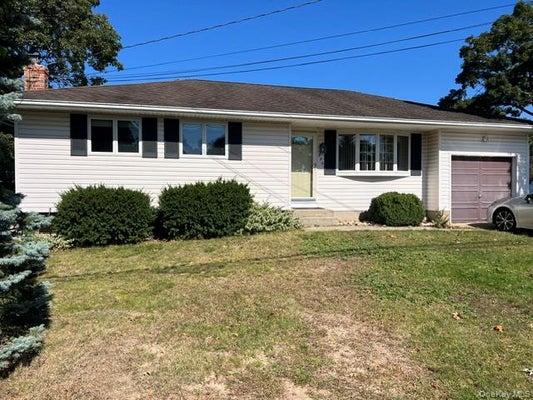 226 ESTELLE AVE, HOLBROOK, NY 11741 - Image 1faae314e820fec7418eb8563833d9ad/437979823