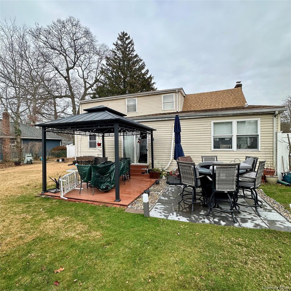 Photo of 70 Audubon Street, Nesconset, NY 11767 (MLS # 942407)