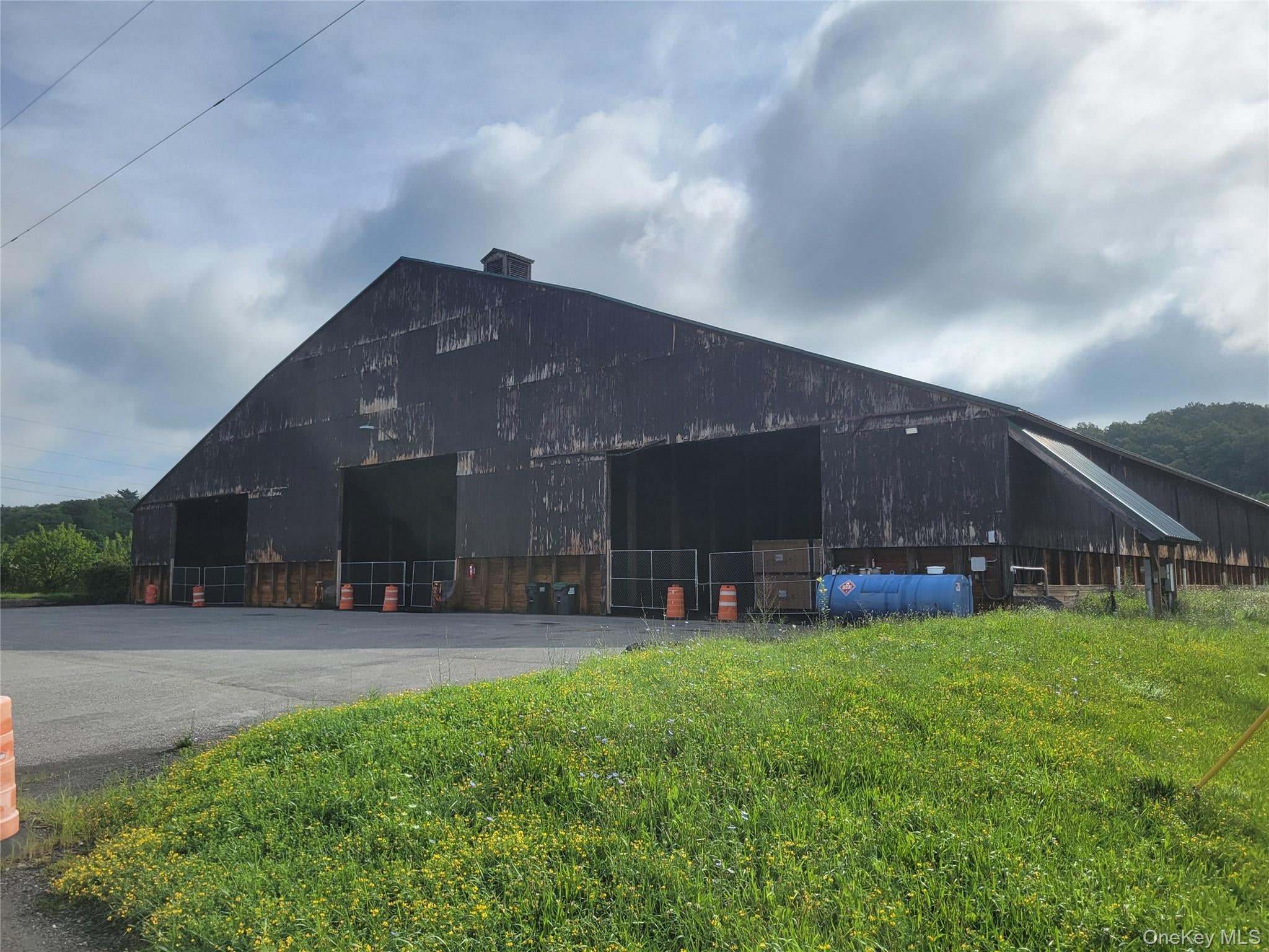 534 Glasco Turnpike