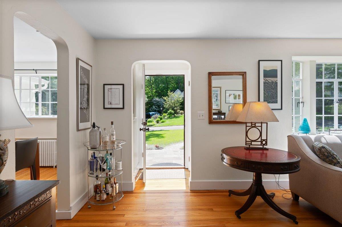 3 Reigate Place, Suffern, New York image 4