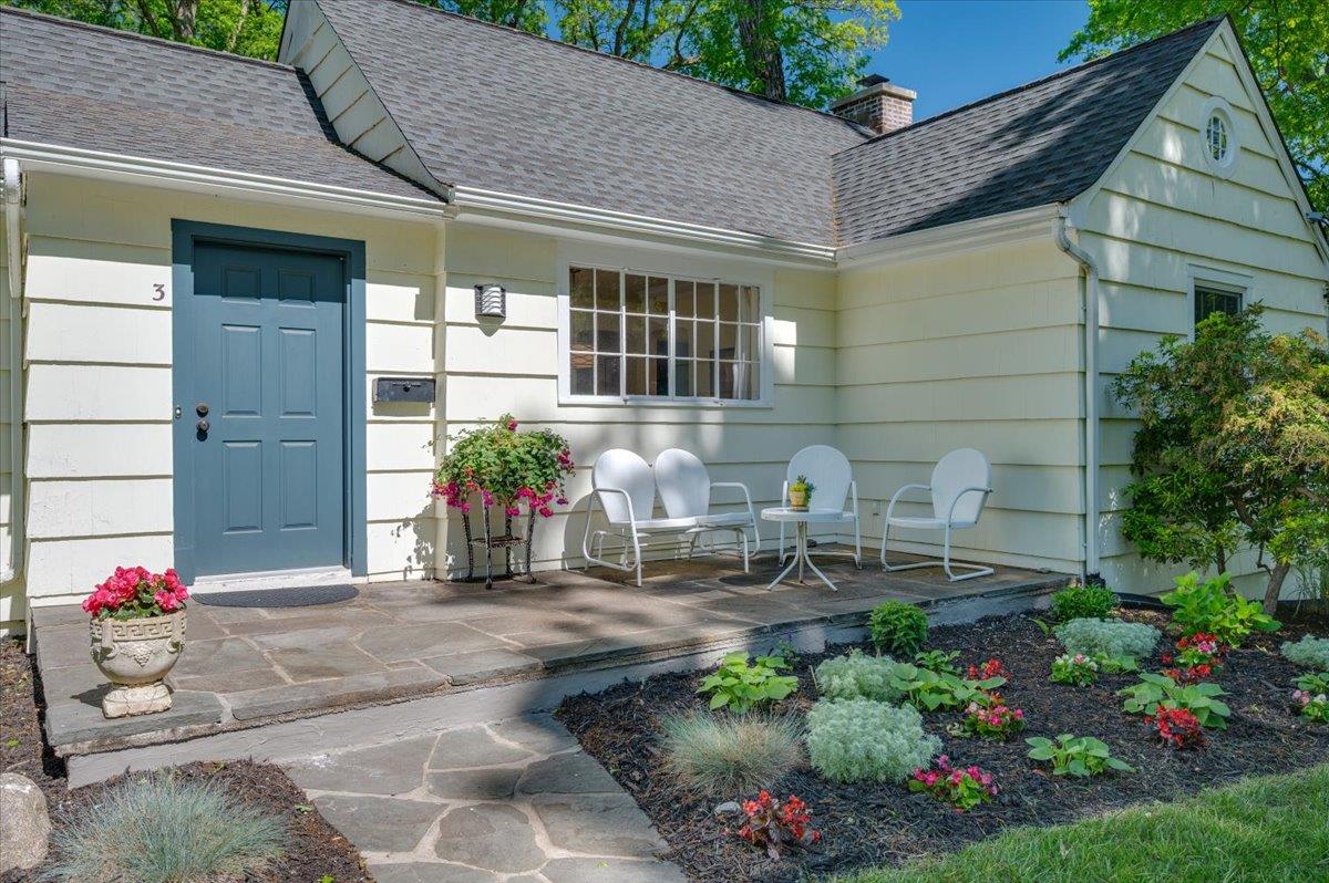 3 Reigate Place, Suffern, New York image 3