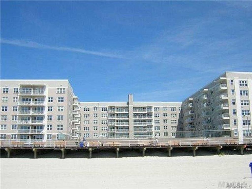 Photo of 522 Shore Road Rd #2AA, Long Beach, NY 11561 (MLS # 965868)