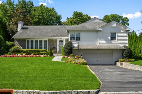 Homes For Sale - 52 Dorchester Road<br/> Scarsdale, NY 10583