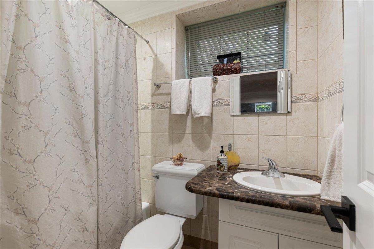 1 Dalessio Court, Scarsdale, New York image 36