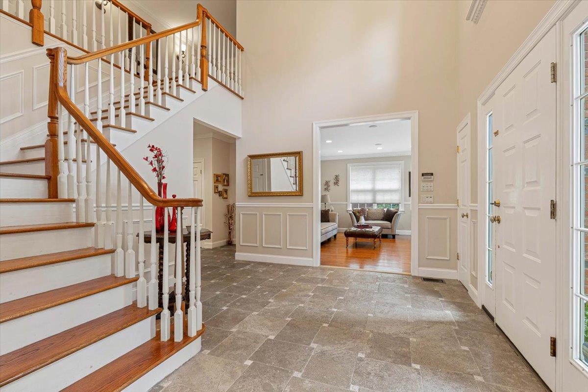 1 Dalessio Court, Scarsdale, New York image 7