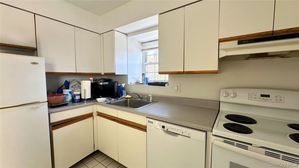 Photo of 101 Sylvan Avenue #65, Miller Place, NY 11764 (MLS # 966017)
