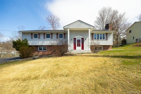 Homes For Sale - 137 Simone Drive<br/> Poughkeepsie, NY 12603