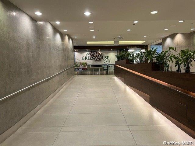 131-07 40th Road E06