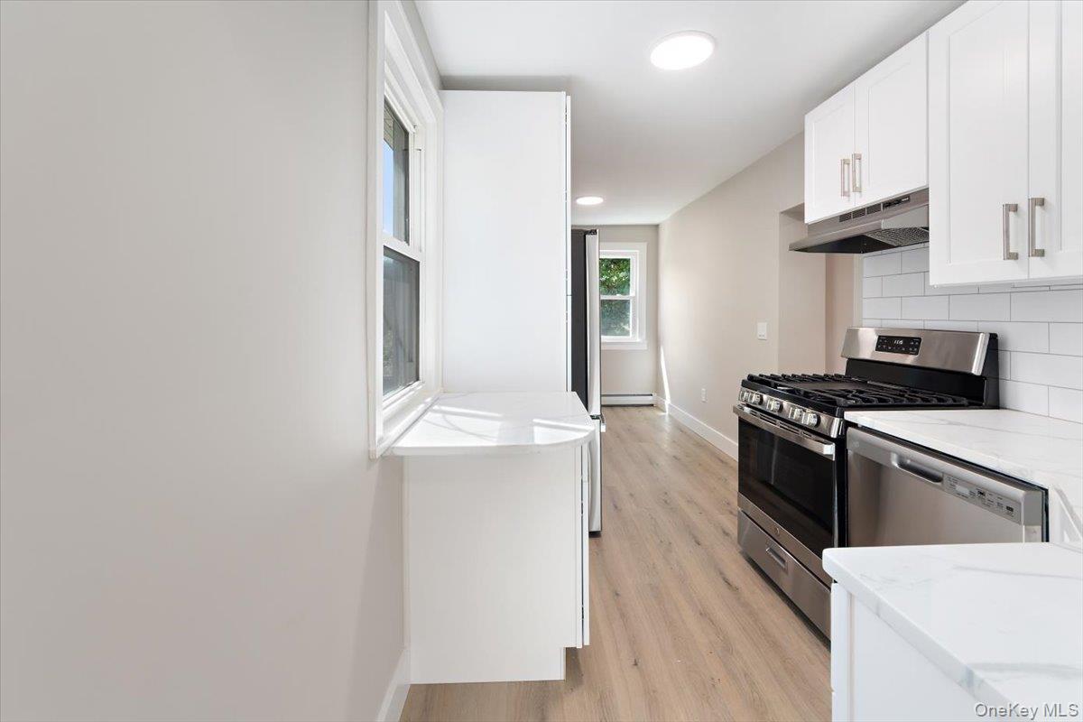60 Leroy Avenue 4
