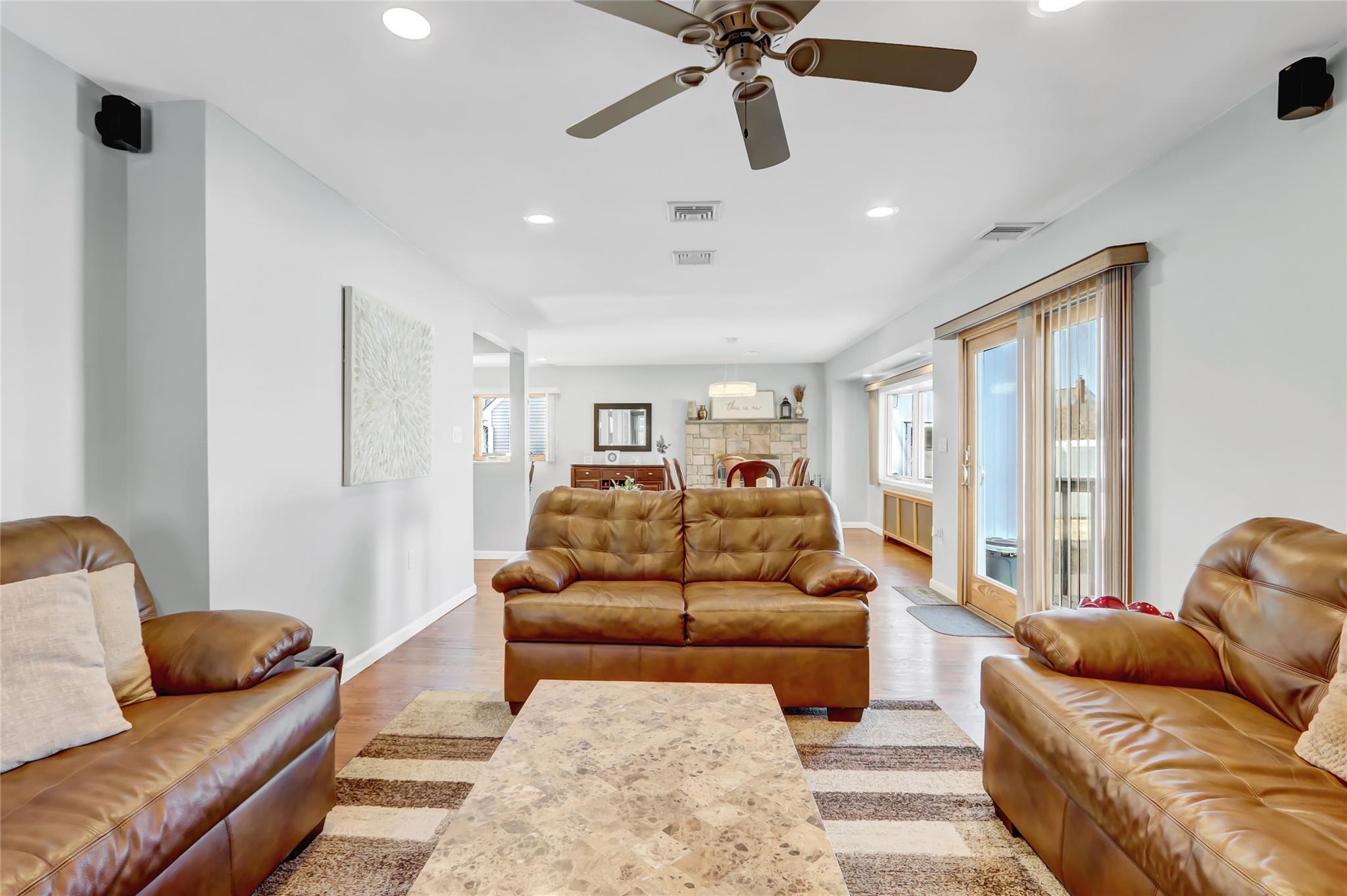 421 Brendan Avenue, Massapequa Park, New York image 14